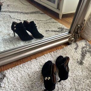 Elegant Black Ankle Boots with Gold Accents